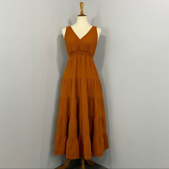 Universal Thread Dresses & Skirts - Universal Thread Burnt Orange Tiered Midi Dress